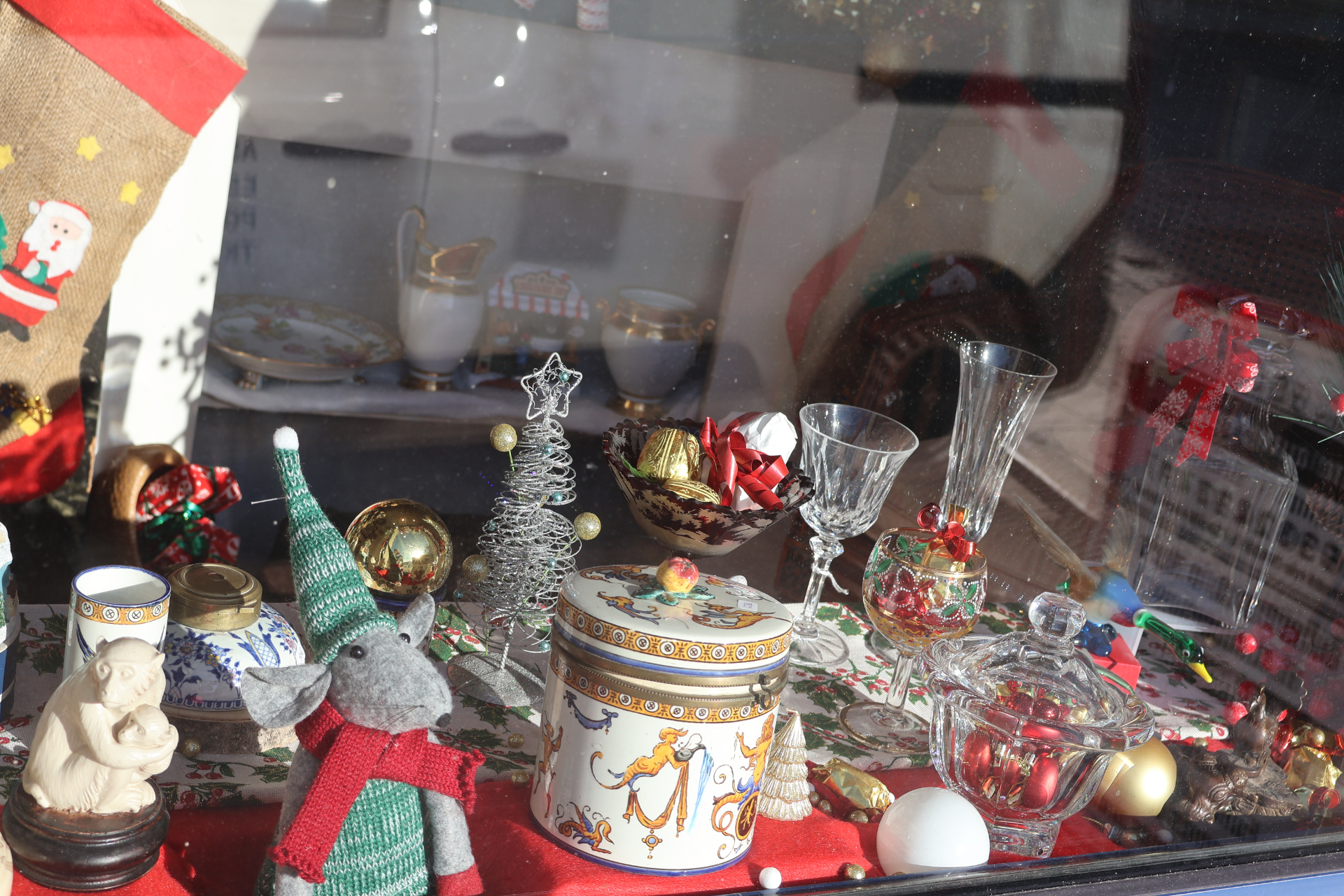 Vitrine de noël à La Charité-sur-Loire  