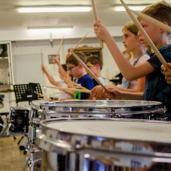 élèves percussionnistes